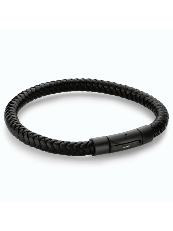 mens-black-leather-bracelet-633653